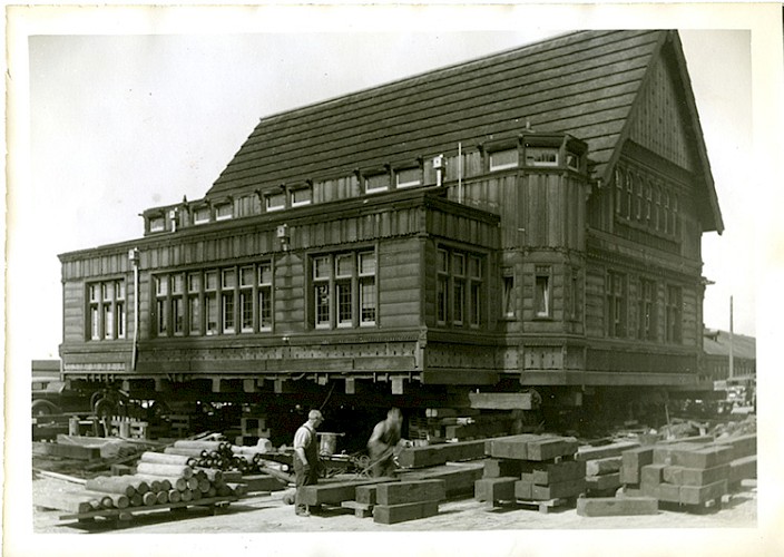 The Weyerhaeuser Building was barged up the Snohomish River from Mill A to Mill B in 1938. The Weyerhaeuser Building was barged up the Snohomish River from Mill A to Mill B in 1938.